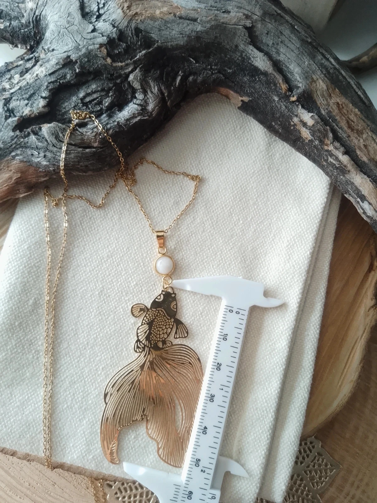 Collier poisson filigrané doré avec connecteur en pierre de lune naturelle – photo 2